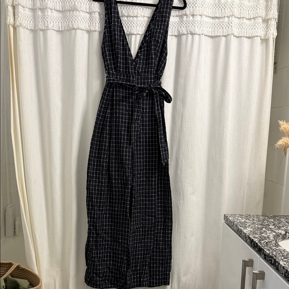 SHEIN Black and White Backless Romper
